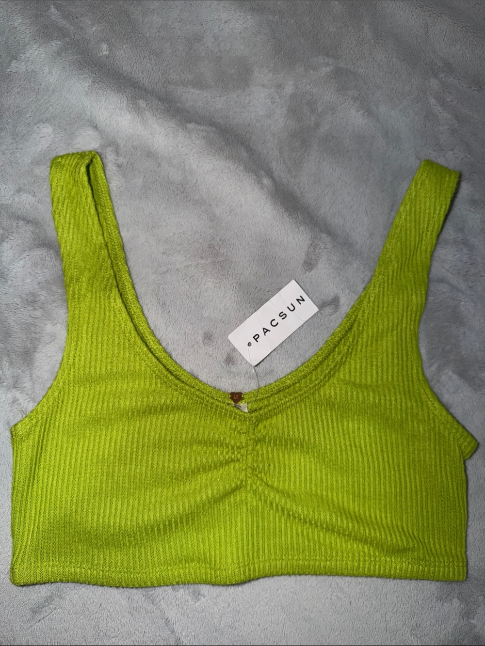 Pacsun Women’s crop top
Size Large